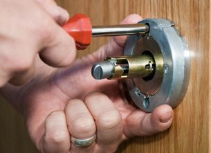 Lee's Summit MO Locksmith Store Lee's Summit, MO 816-287-1277 Lee's Summit MO Locksmith Store Lee's Summit, MO 816-287-1277