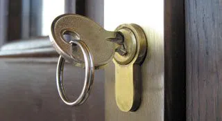 Lee's Summit MO Locksmith Store Lee's Summit, MO 816-287-1277